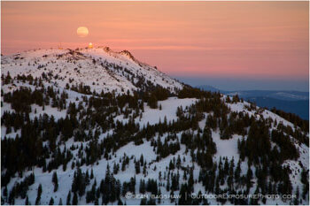 Mt. Ashland at Sunset Stock Image, Siskiyou Mountains, Oregon Mt. Ashland at Sunset Stock Image, Siskiyou Mountains, Oregon