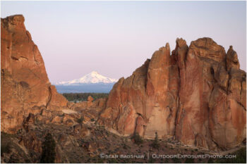 Mt. Jefferson through Asterik Pass Stock Image Oregon Mt. Jefferson through Asterik Pass Stock Image Oregon
