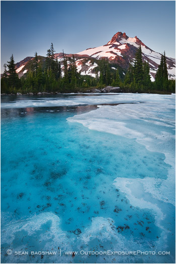 Mt. Jefferson Over Frozen Lake 4 Stock Image Oregon Cascade Range Mt. Jefferson Over Frozen Lake 4 Stock Image Oregon Cascade Range