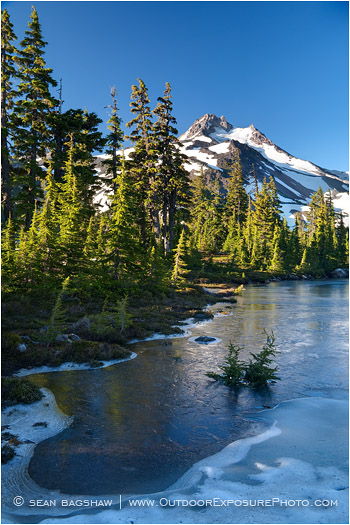 Mt. Jefferson Over Frozen Lake 5 Stock Image Oregon Cascade Range Mt. Jefferson Over Frozen Lake 5 Stock Image Oregon Cascade Range
