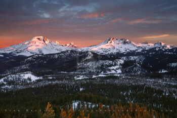 Broken Top Glow, Cascade Range, Oregon Broken Top Glow, Cascade Range, Oregon